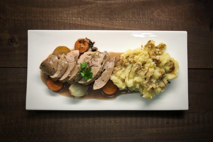 fasaani resepti omenainen calvadoskastike kantarelli sieni peruna riista