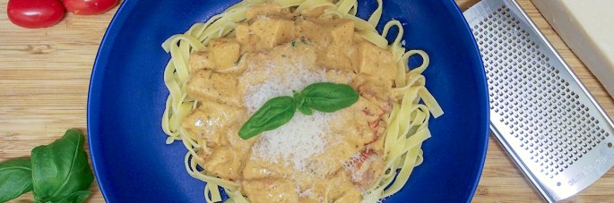 Omena kanapasta Creme Bonjour Cuisine Crème Fraiche Valkosipuli & Yrtit Santa Maria Pasta Rossa