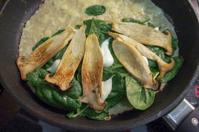 Galettes du sarrasin tattari ohukaiset lettu kasvis täyte kinkku muna Comte juusto kuningas osteri vinokas