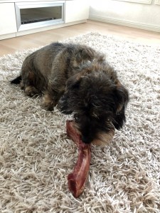 Tomahawk pihvi sous vide grillattu tomaatti parsa rucola salaatti